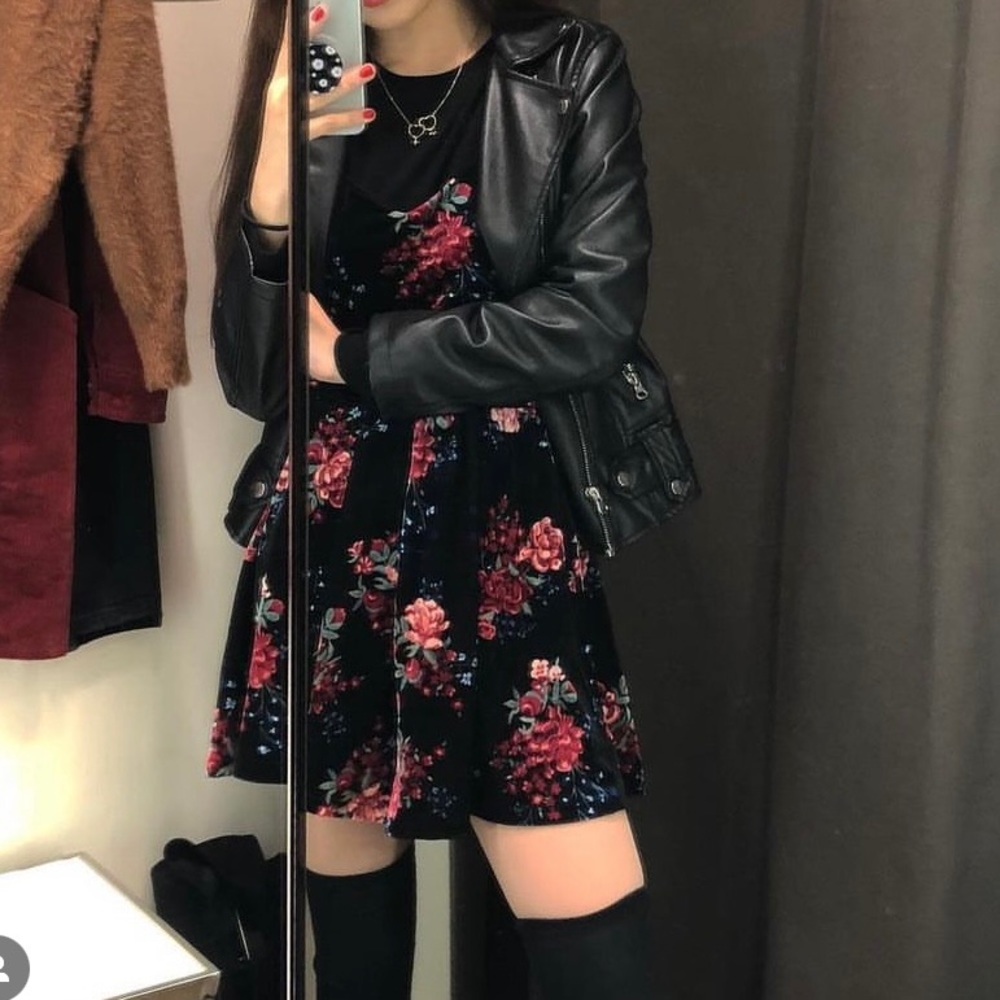 H&M Jumpsuit - Picture 3 of 3